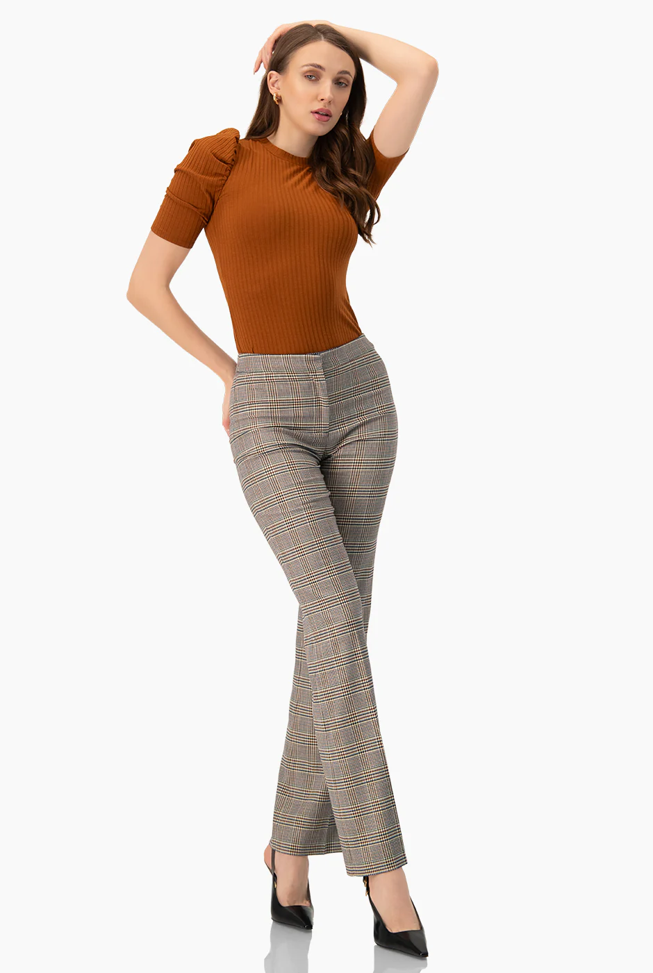 Blusa cafe de hombro abullonado - Image 3