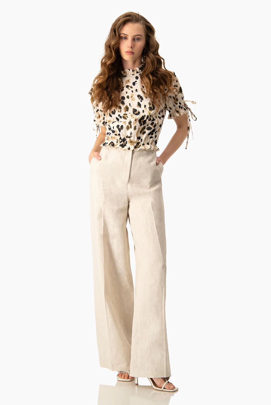 Blusa estampada cuello alto - Image 3