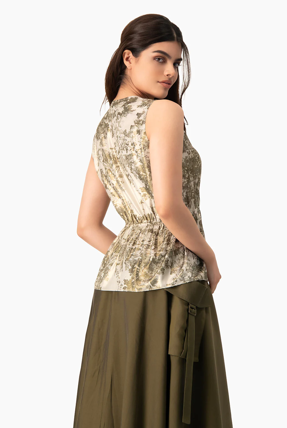 Blusa estampada y escote en V - Image 2