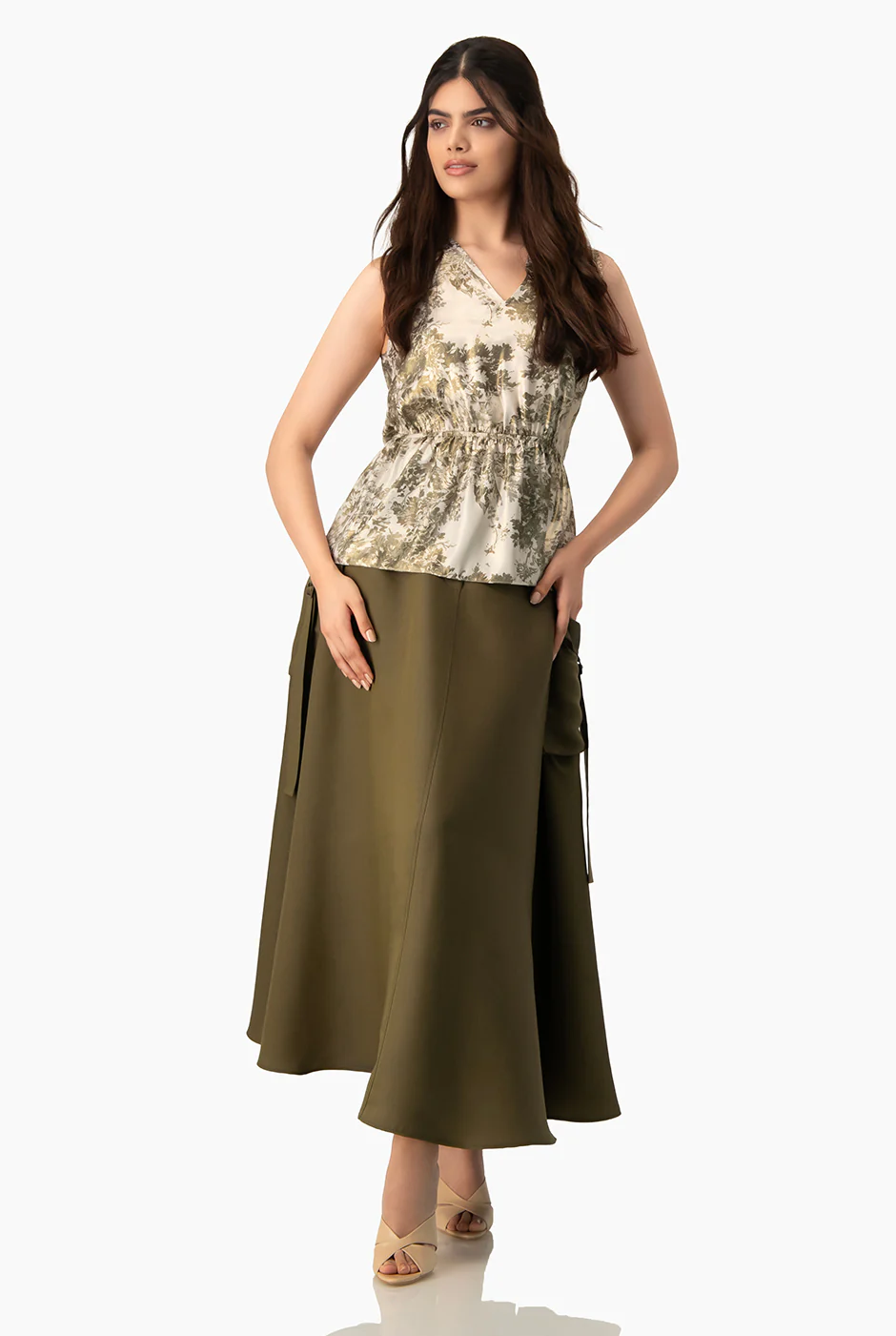 Blusa estampada y escote en V - Image 3
