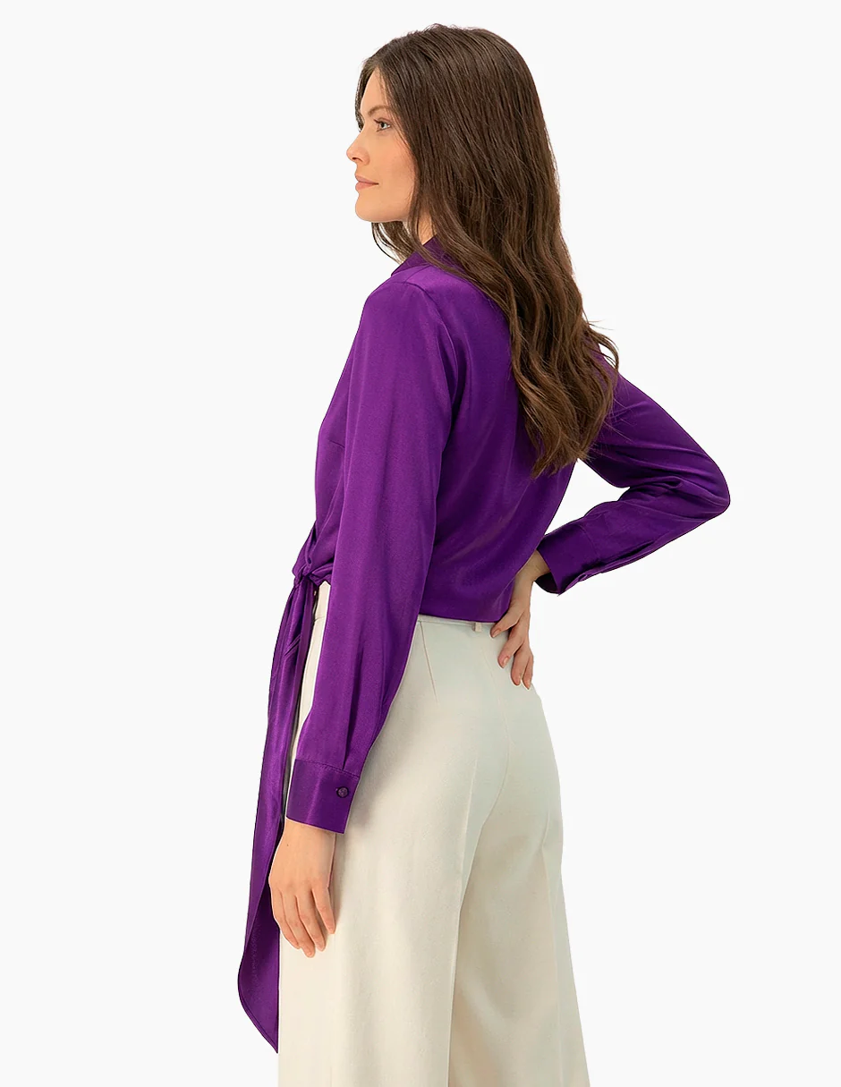 Blusa morada cruzada con amarre - Image 2