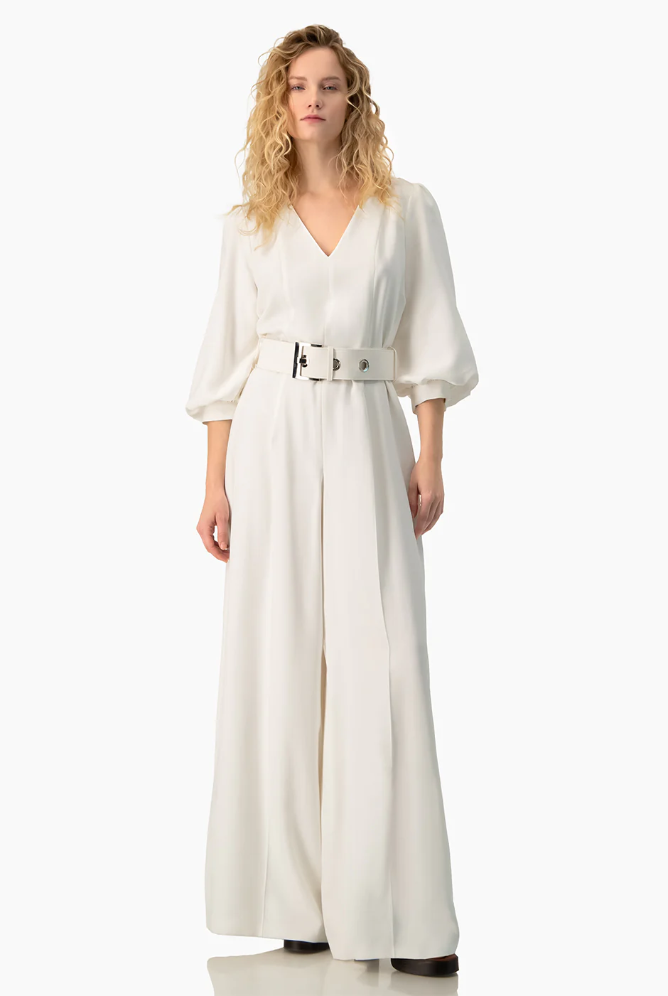 Jumpsuit blanco de manga globo