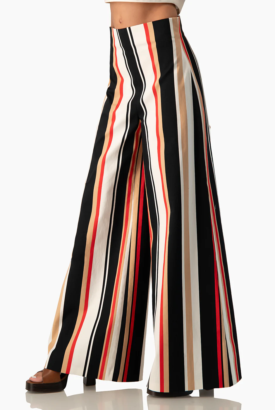 Pantalon Ivonne amplio con pinzas - Image 4