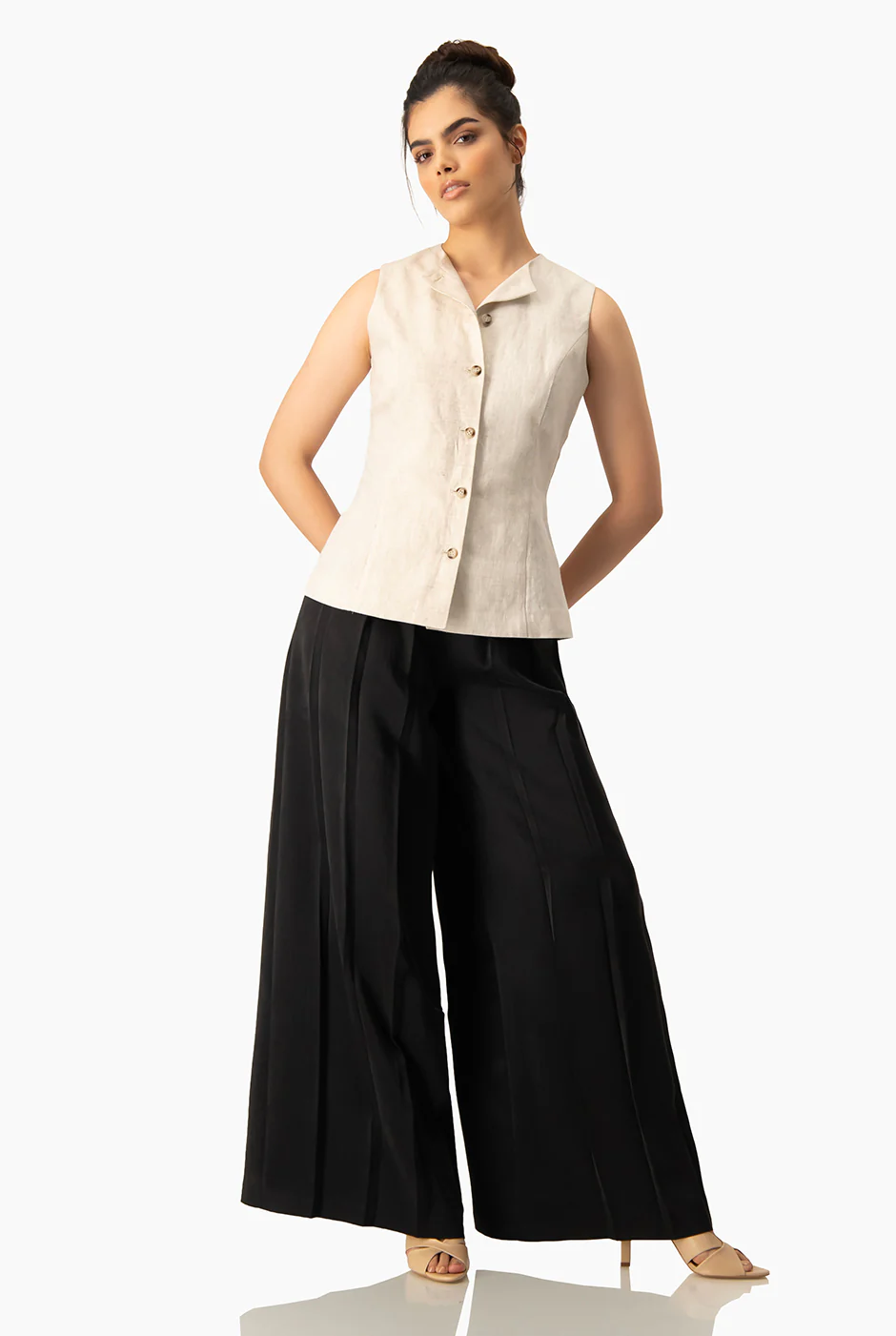 Pantalon pierna ancha con pinzas - Image 6