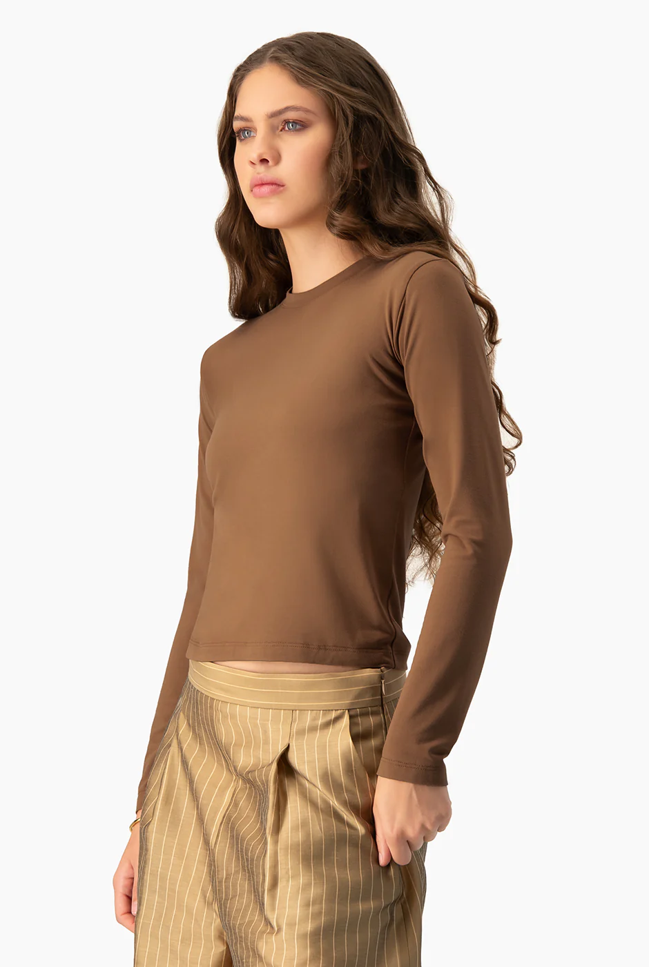 Playera basica lisa manga larga - Image 4