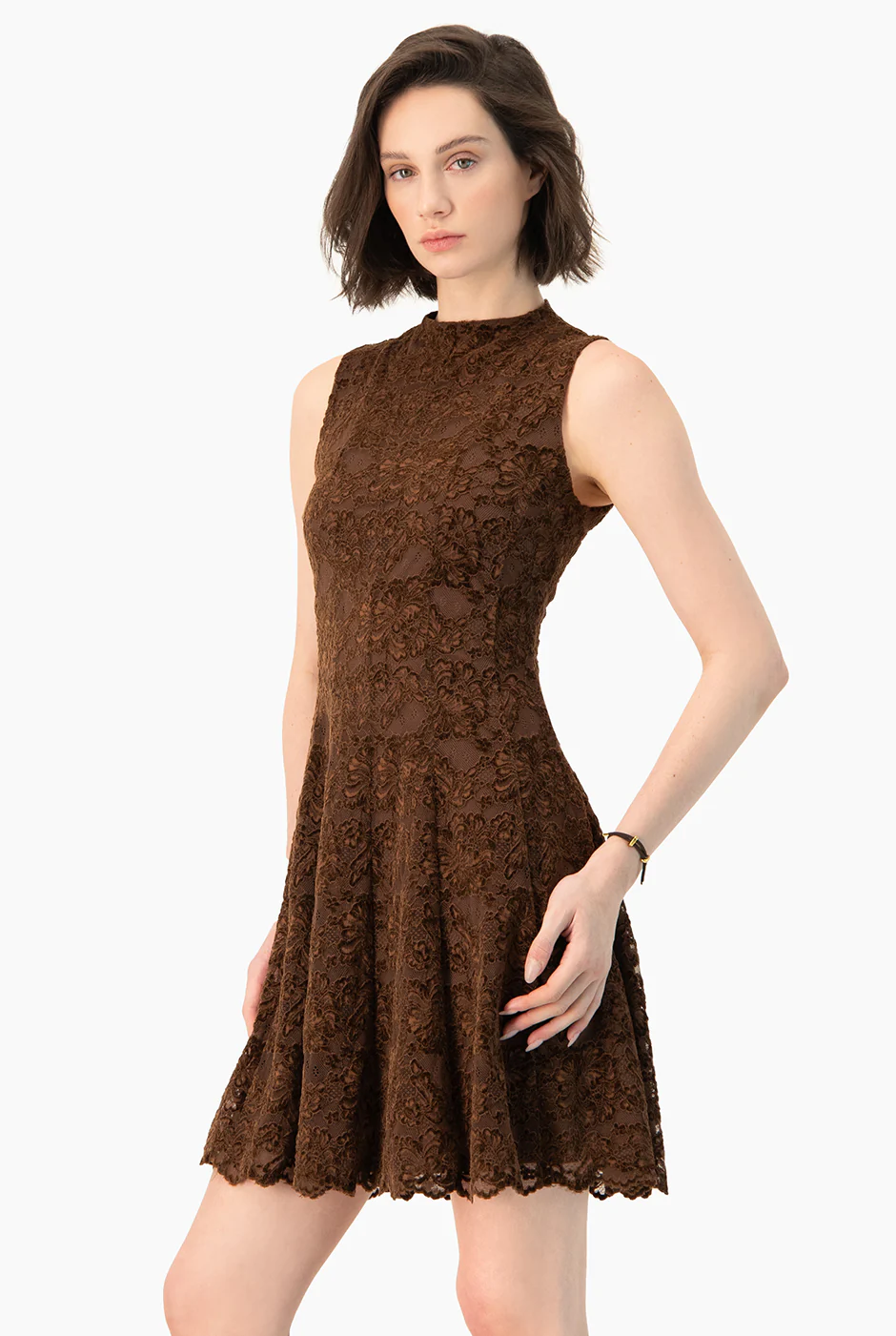 Vestido Ivonne corto en tono cafe - Image 3