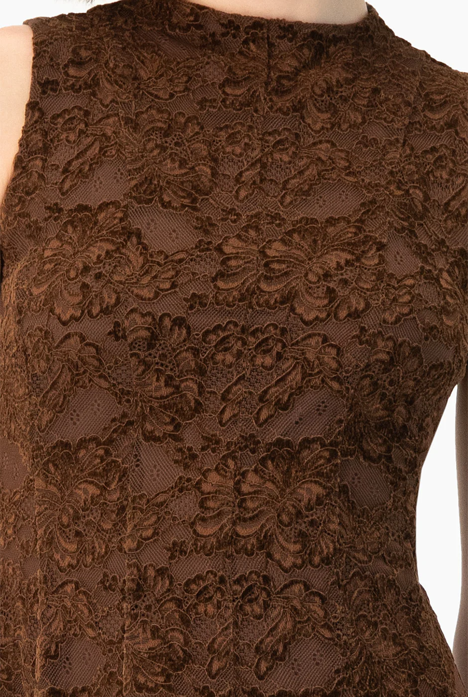Vestido Ivonne corto en tono cafe - Image 5